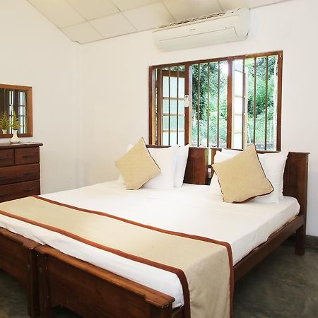 Villa Indrasiriya آهانغاما المظهر الخارجي الصورة